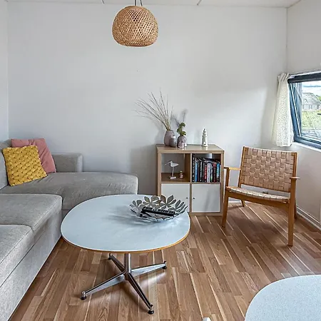 Apartament Bad, Lejl 56